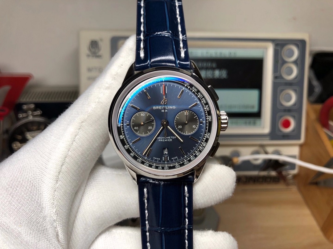 Breitling Watch 7520