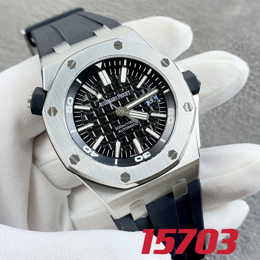 Audemars Piguet 15703 42mm APS