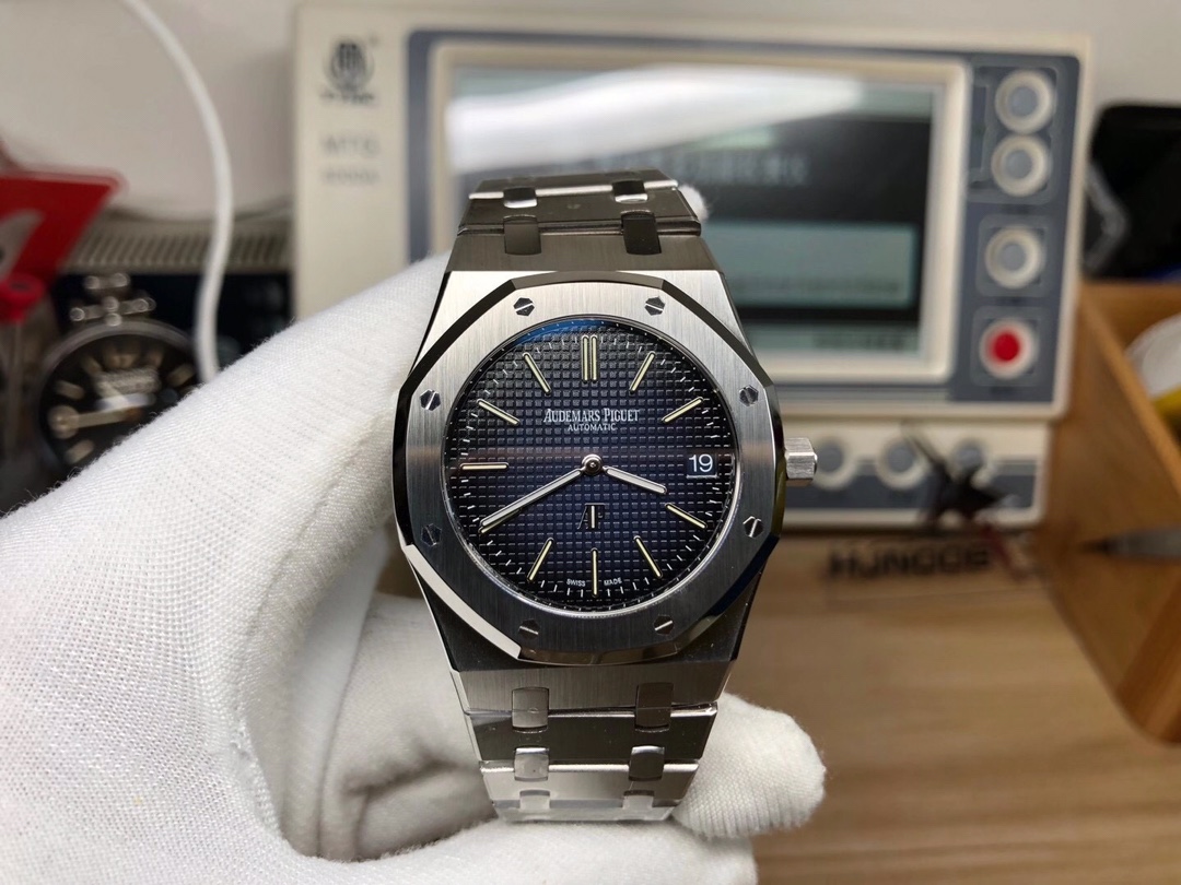 Audemars Piguet 15202 Watch 3982