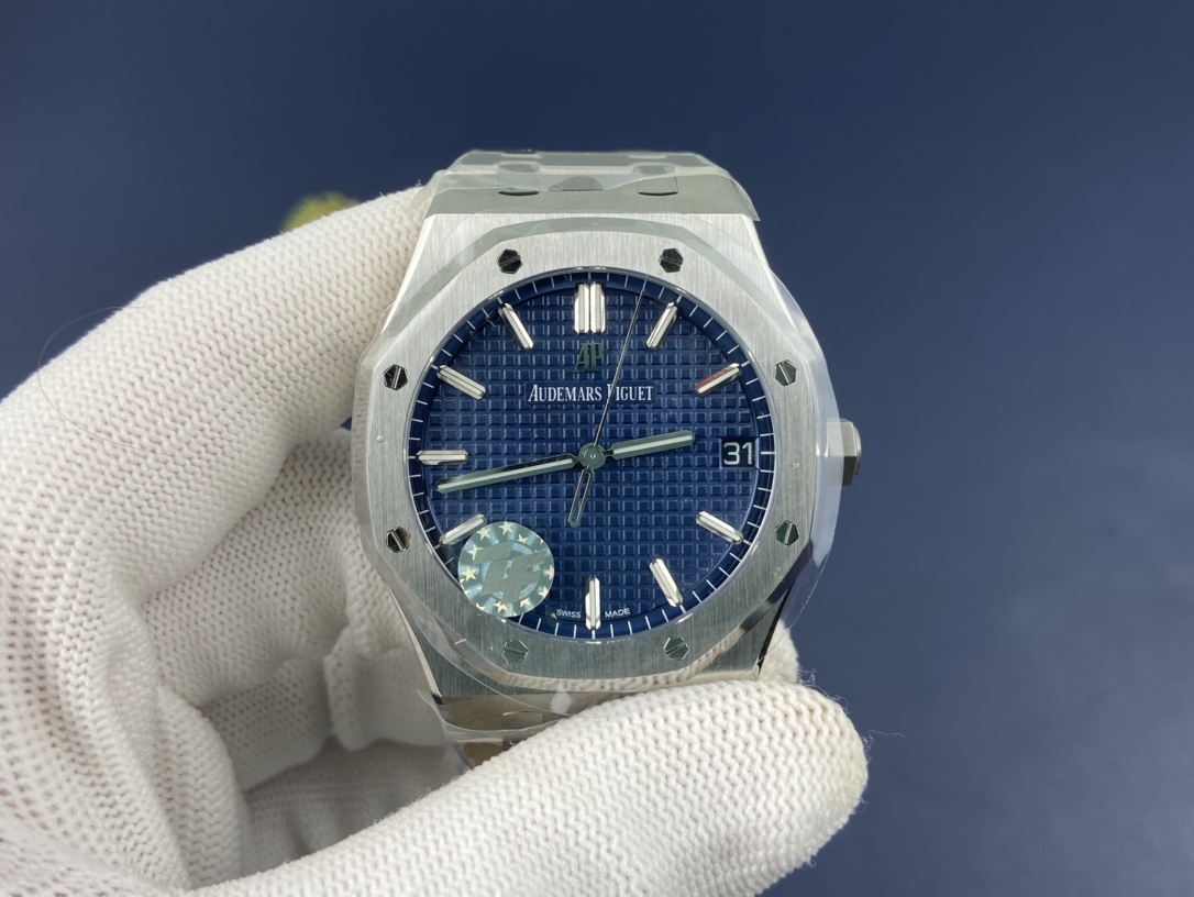 Audemars Piguet 15500 Watch 4420