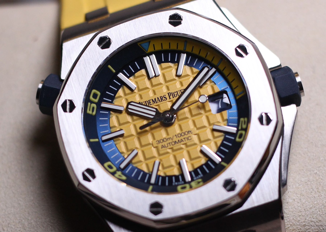 Audemars Piguet 15710ST Watch 4279