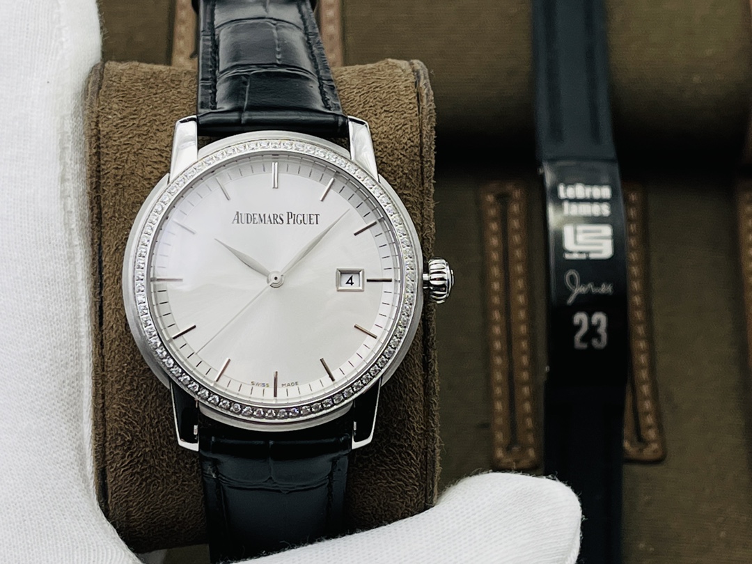 Audemars Piguet 2824 Watch 4252