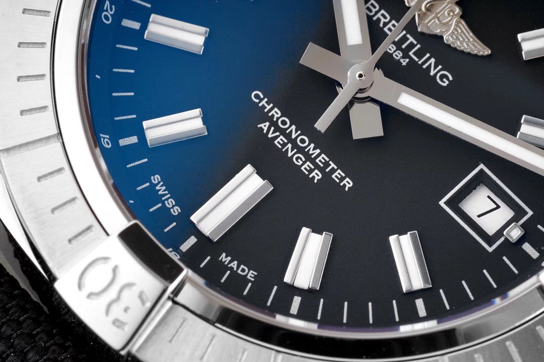 Breitling Blue 2824 43mm