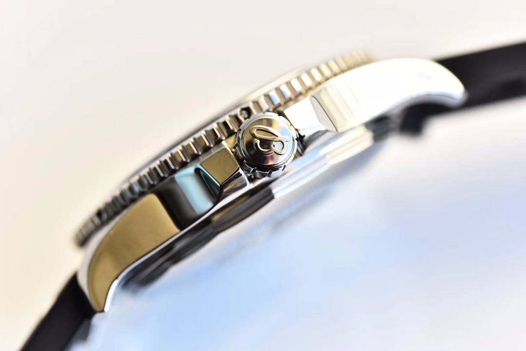 Breitling Blue GF
