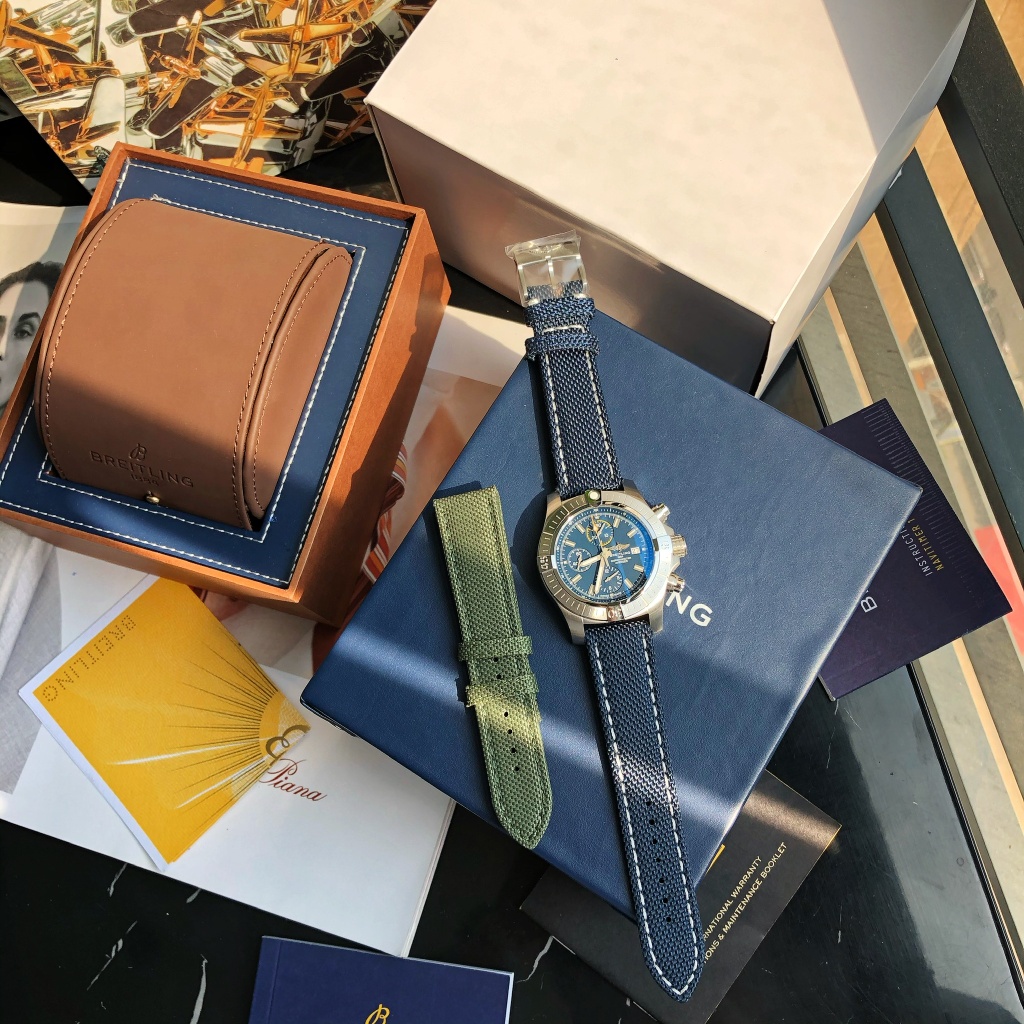 Breitling Blue Watch 7719