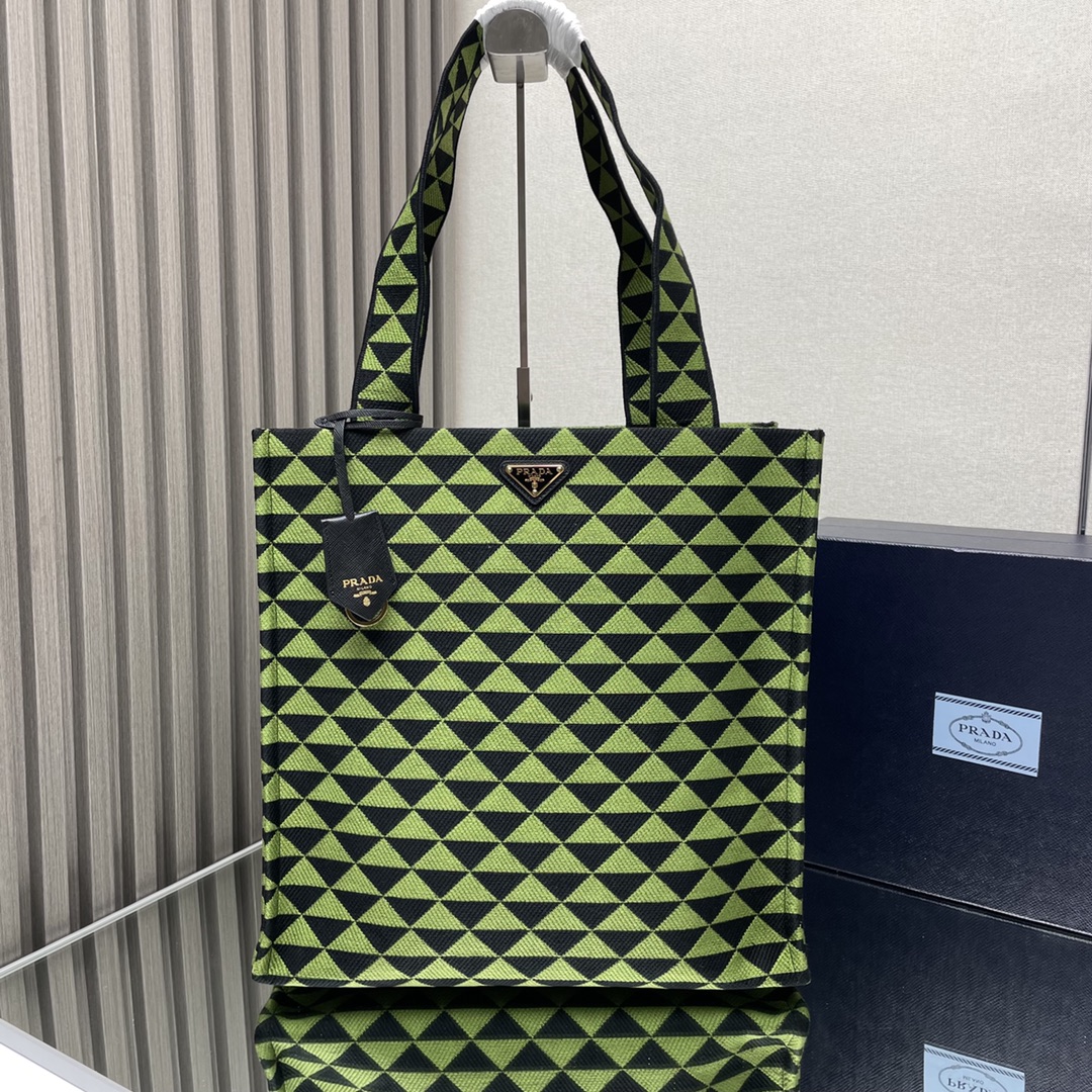 Prada 38×38.5×11cm Bag 0045