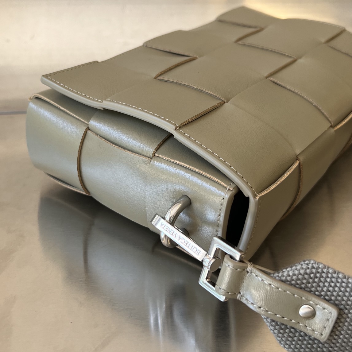 Bottega Veneta 741777 23×15×5cm