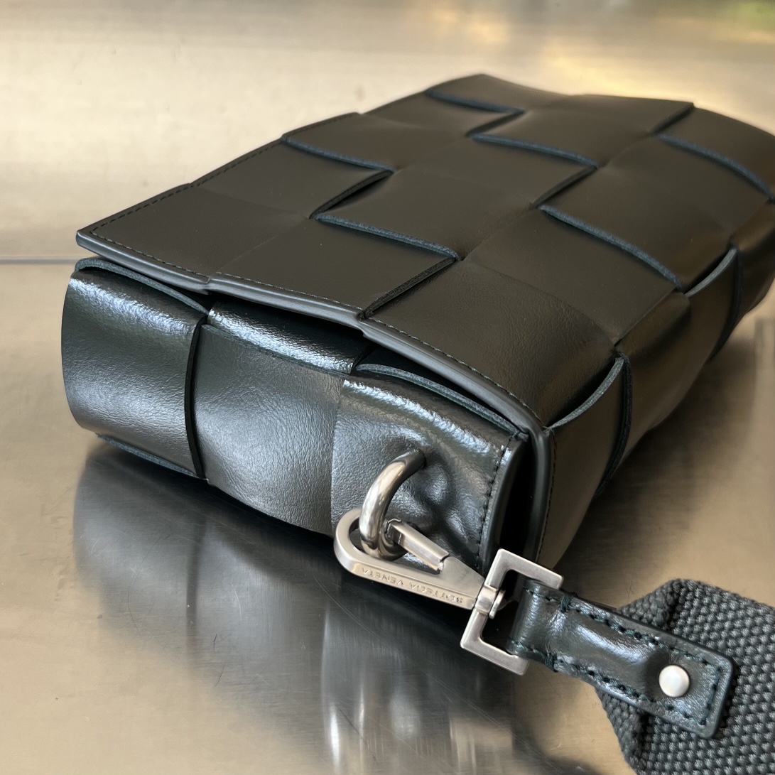 Bottega Veneta 741777 23×15×5cm