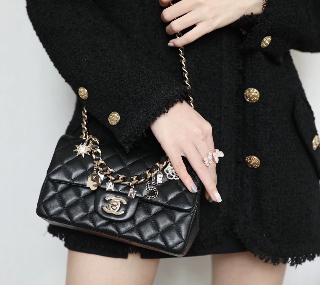 Chanel Classic Flap 2021 20×12×6cm