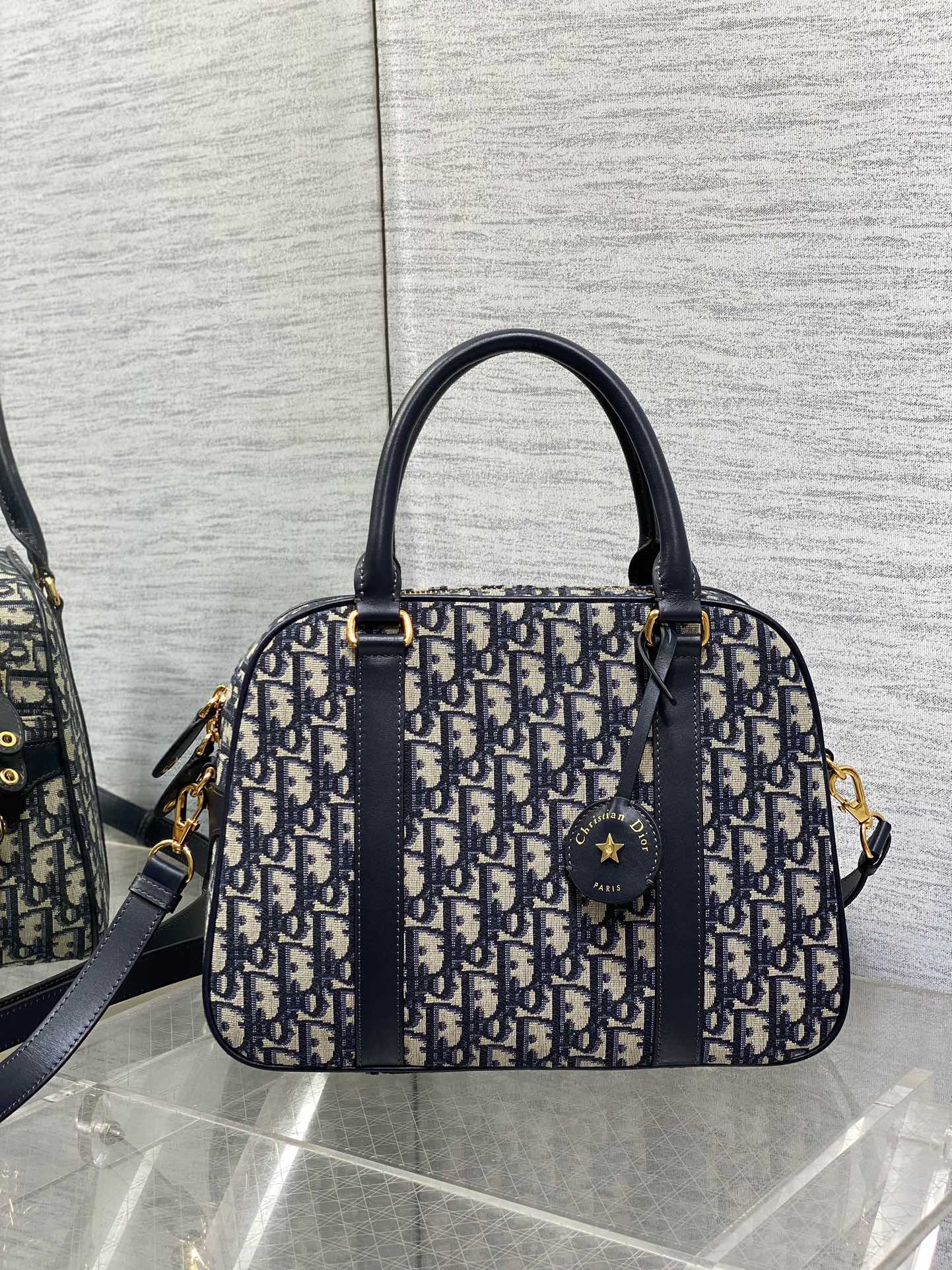 Dior Blue 31×11.5×22.5cm