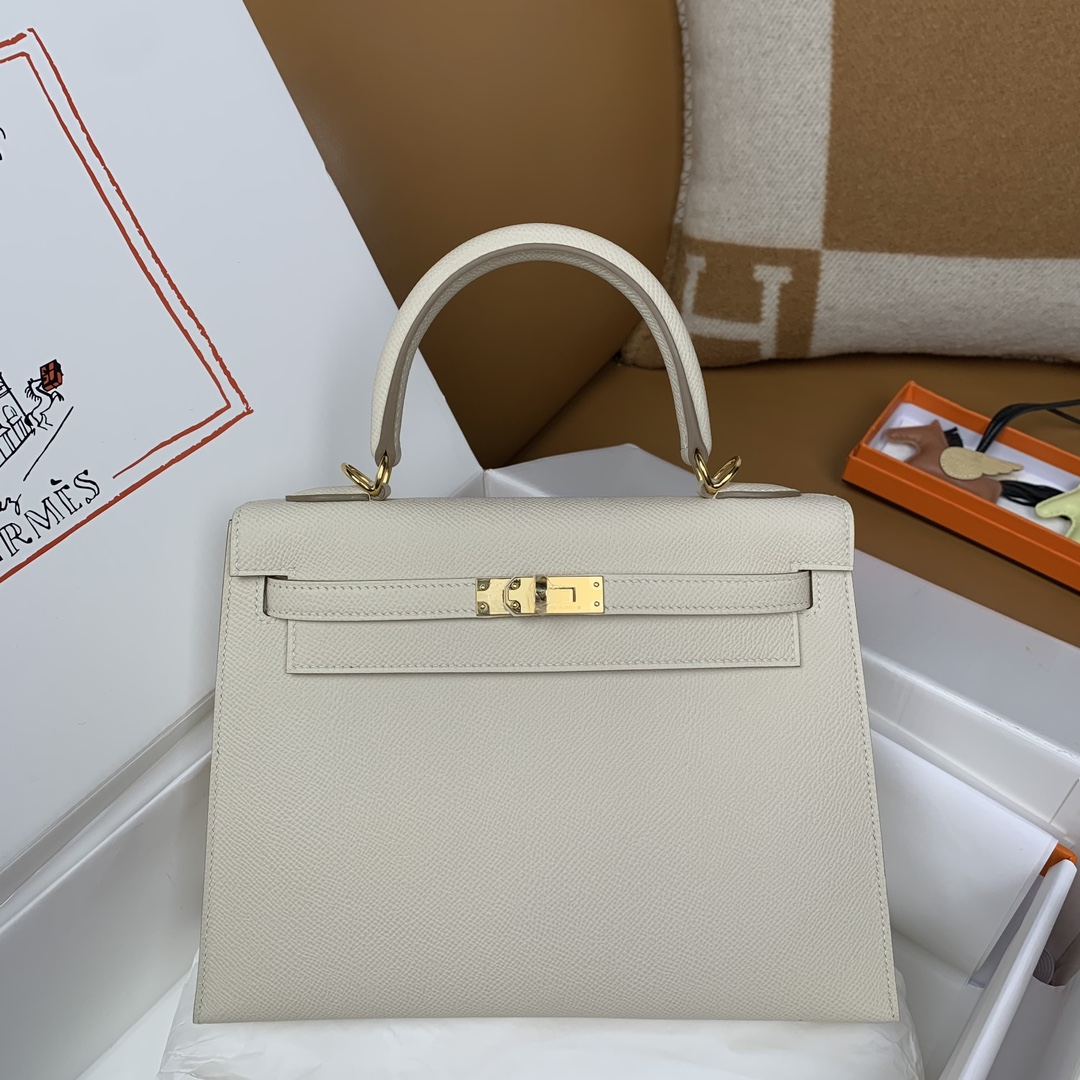 Hermes Kelly White