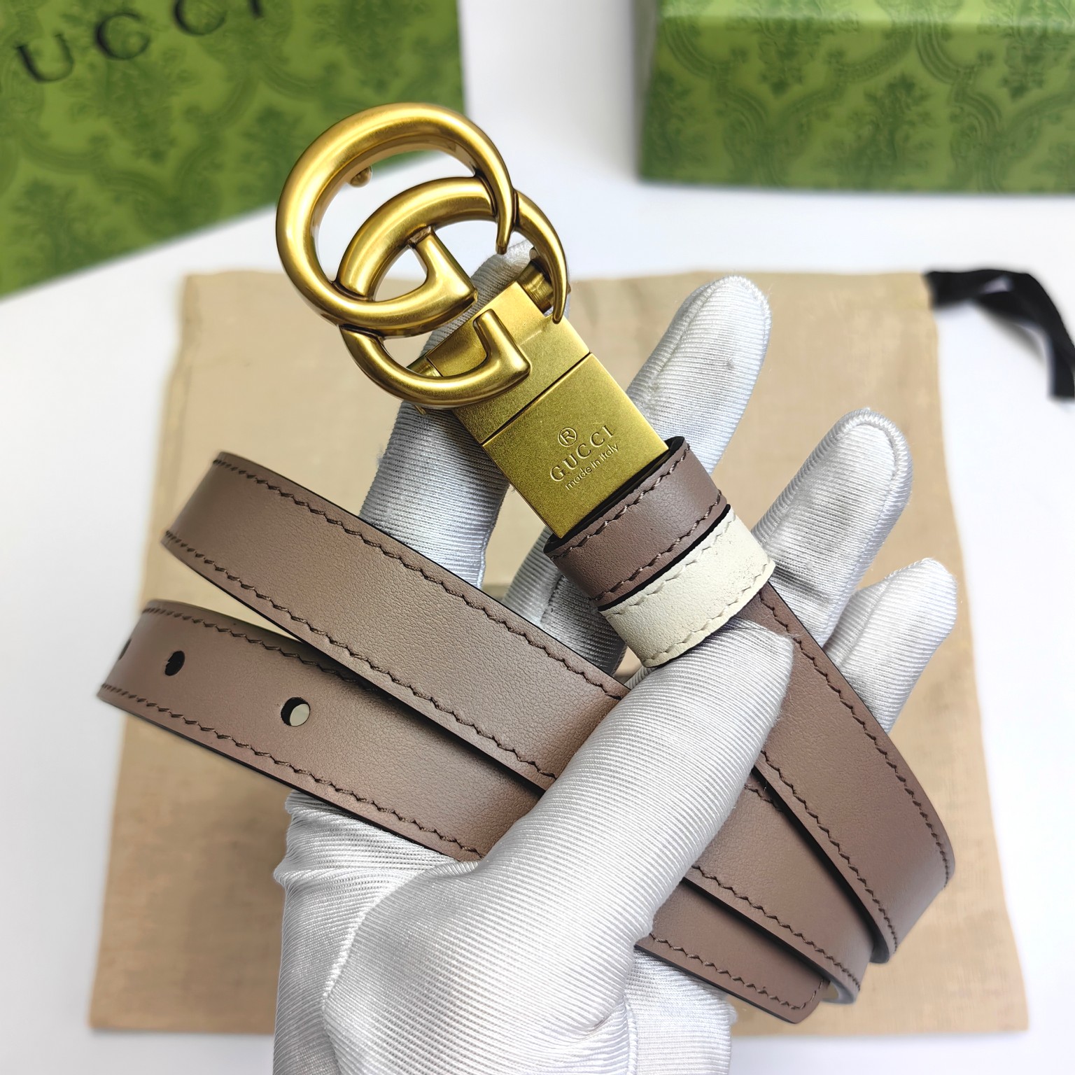Gucci Gold Shoes 0004