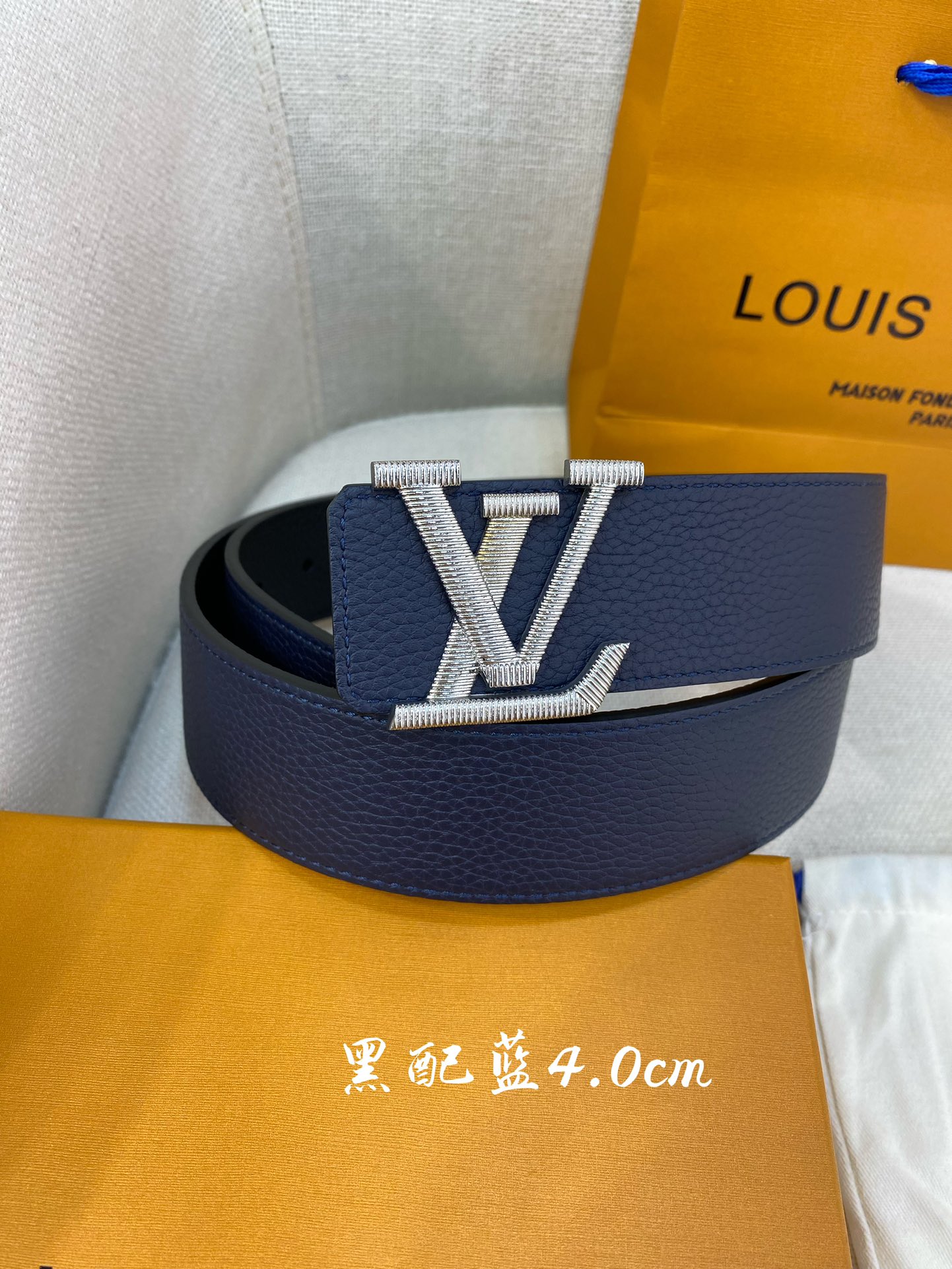 Louis Vuitton Silver Shoes 0030