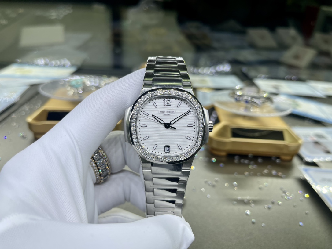 Patek Philippe Nautilus Diamond 3K