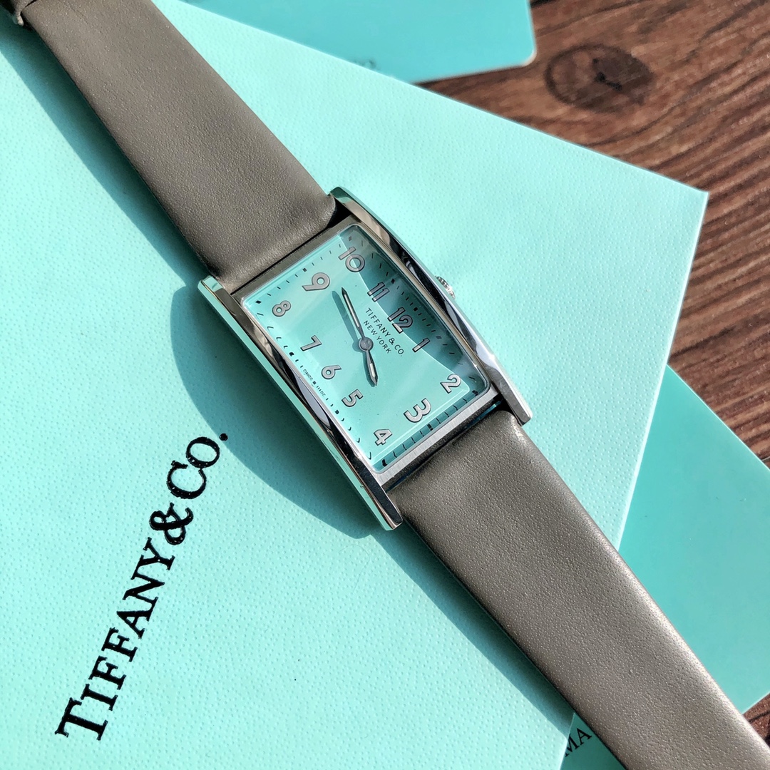 Tiffany & Co. Blue 28900 22mm