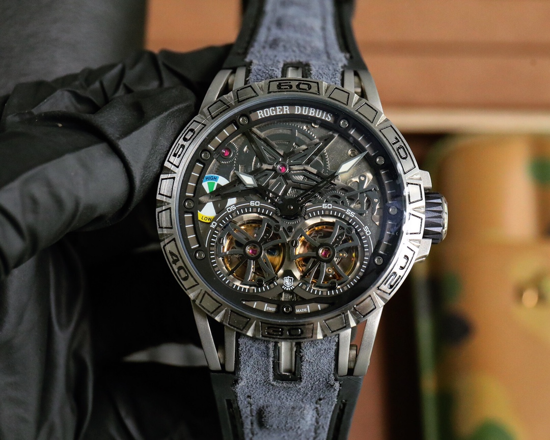 Roger Dubuis Black Watch 0087