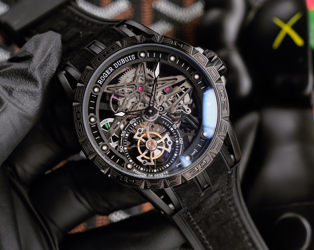 Roger Dubuis Black Watch 0095