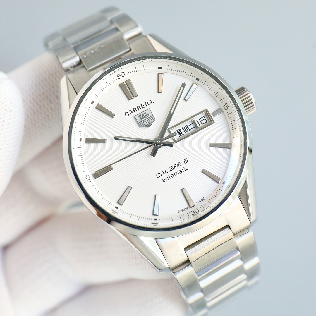 TAG Heuer 2836 Watch 0111