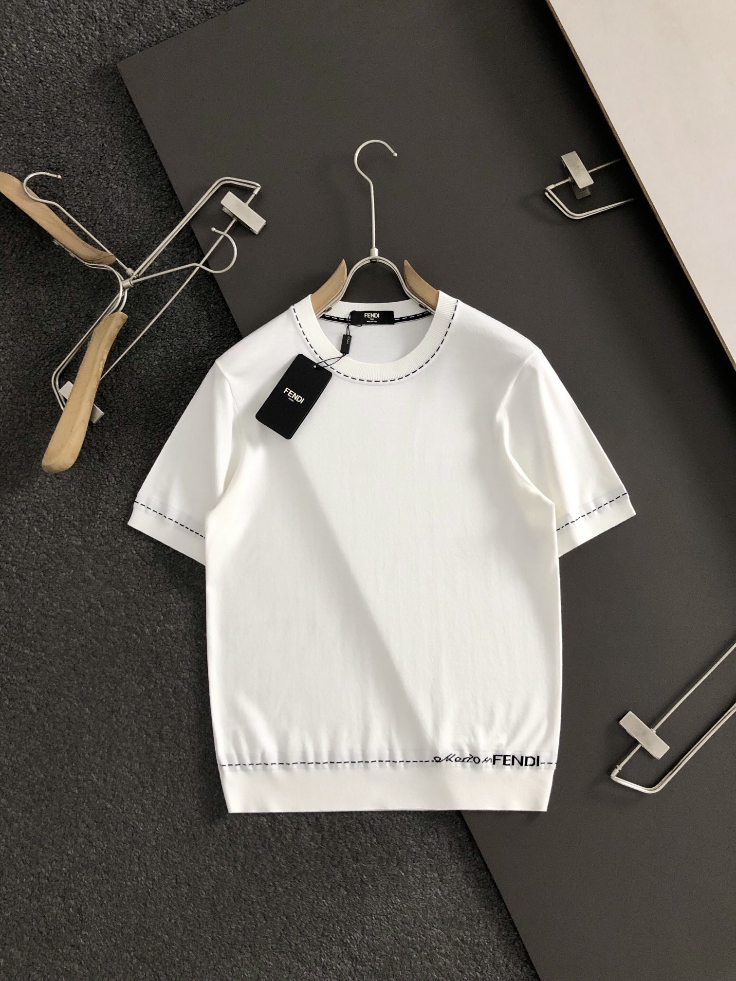 T-Shirts White 2024