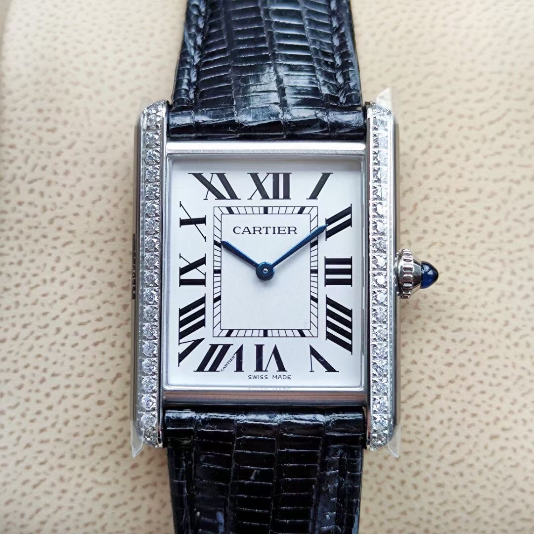 Cartier Diamond 29.5mm