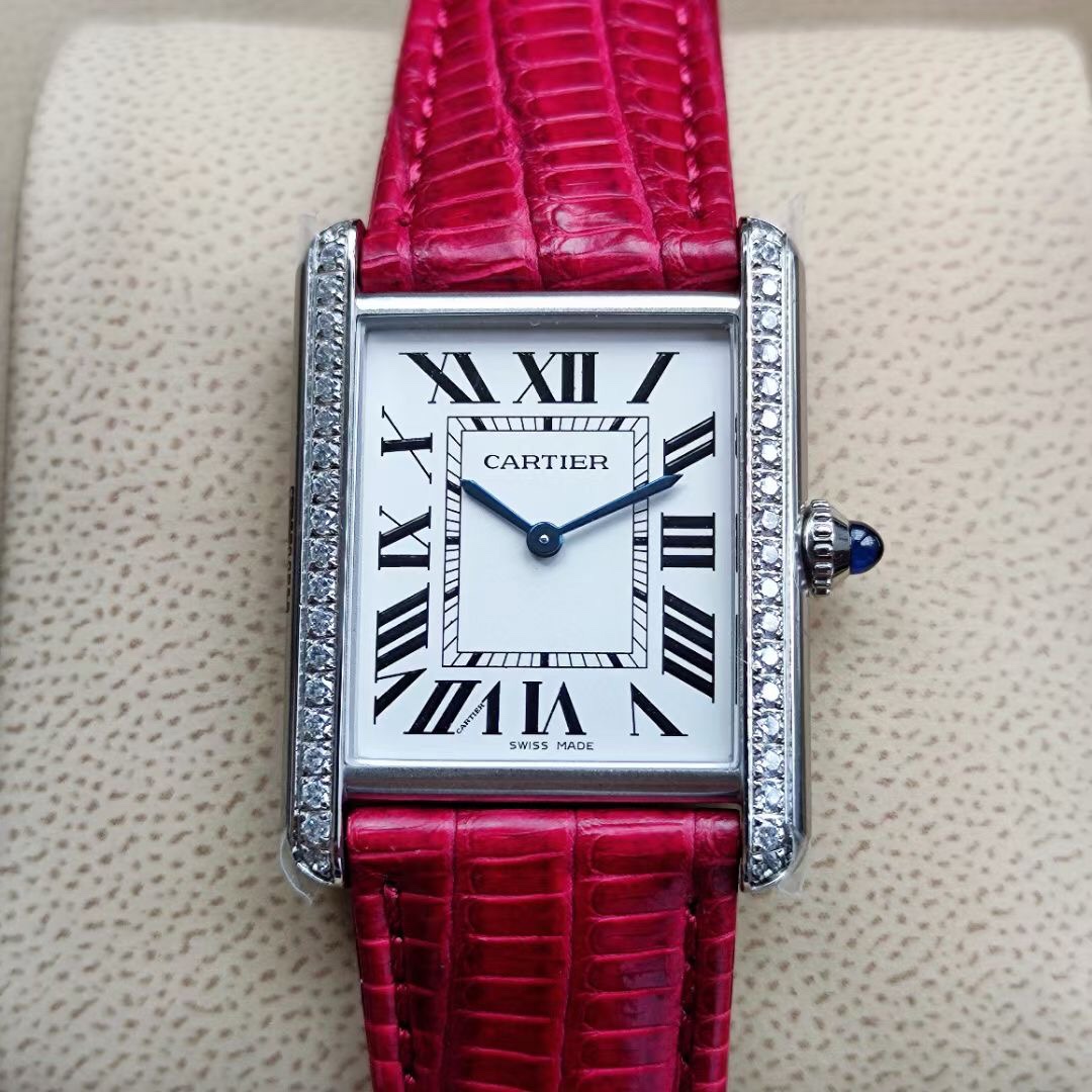 Cartier Diamond 29.5mm