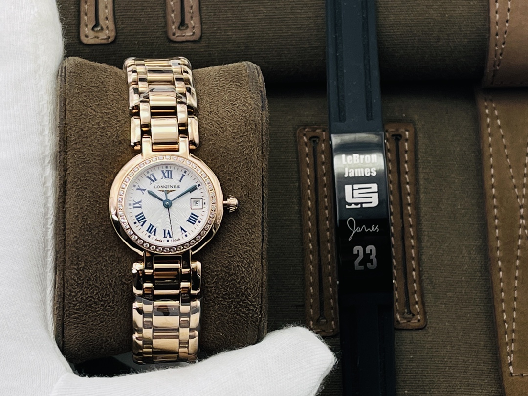 Longines 26.5mm Watch 8416