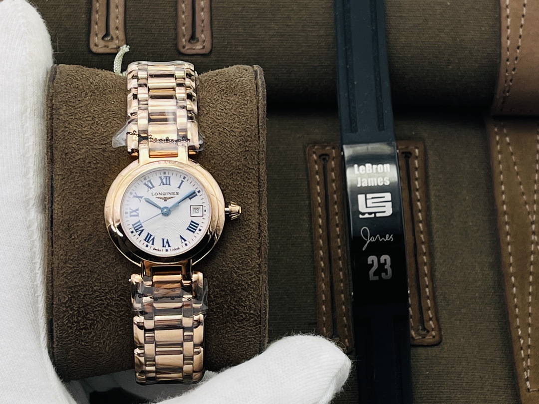 Longines 26.5mm Watch 8418