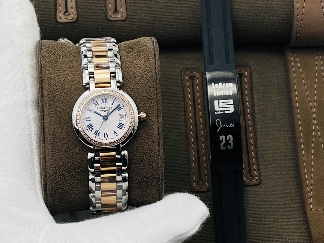 Longines 26.5mm Watch 8420