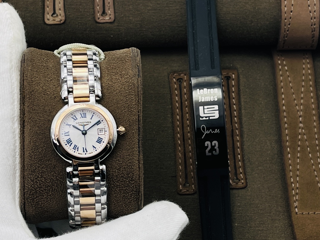 Longines 26.5mm Watch 8422