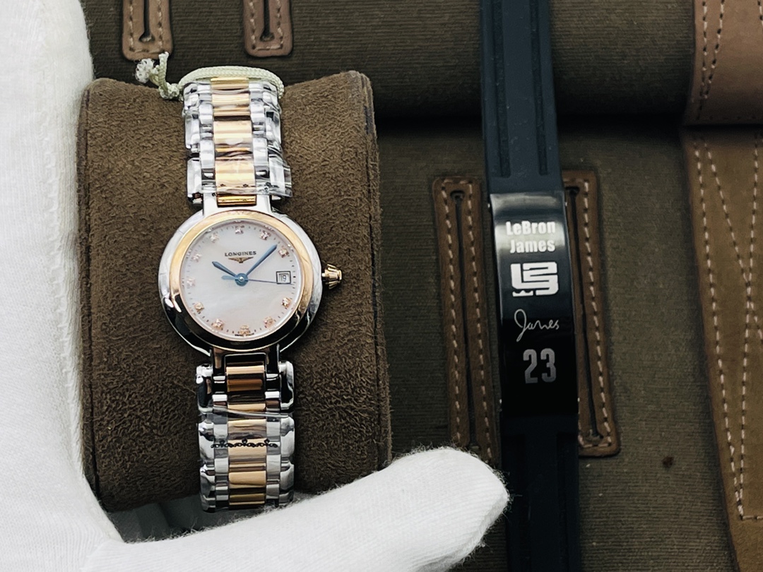 Longines 26.5mm Watch 8423