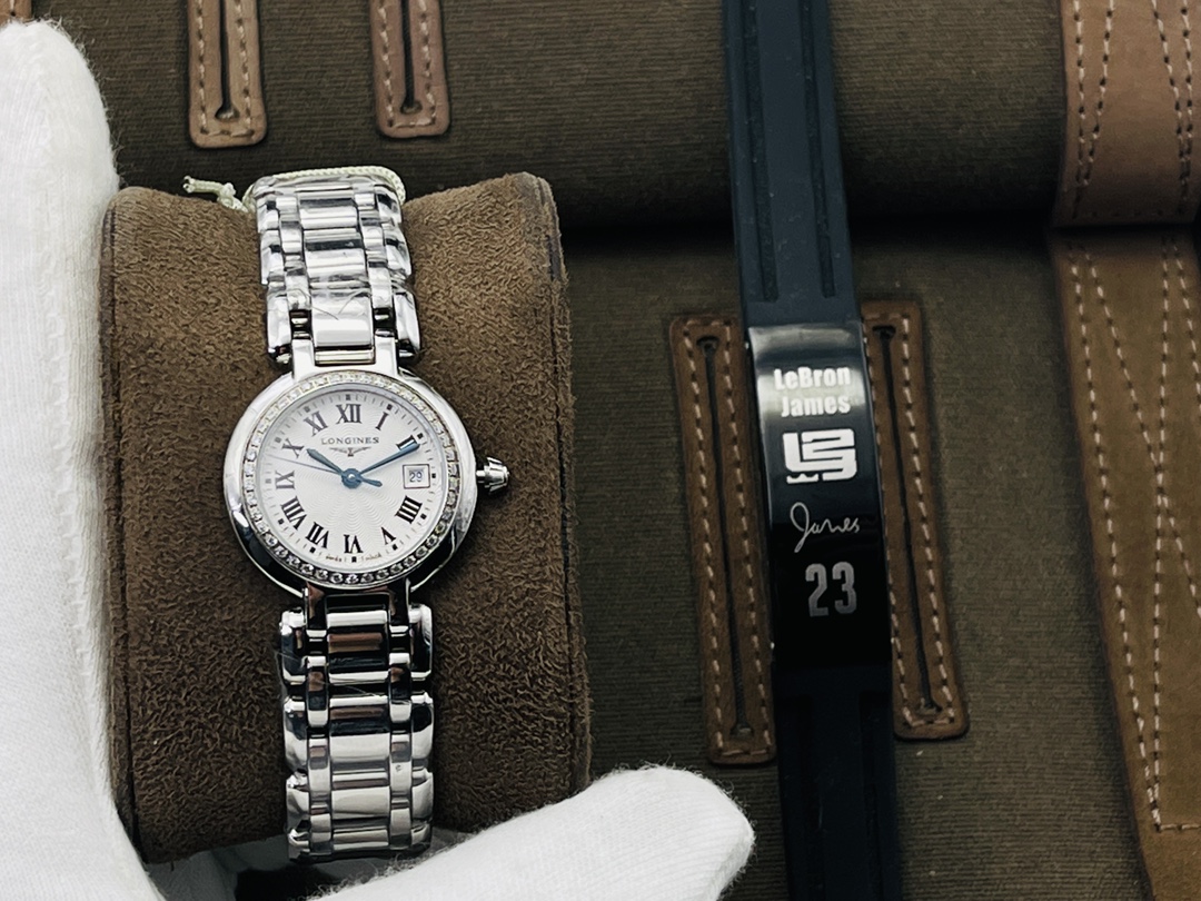 Longines 26.5mm Watch 8424