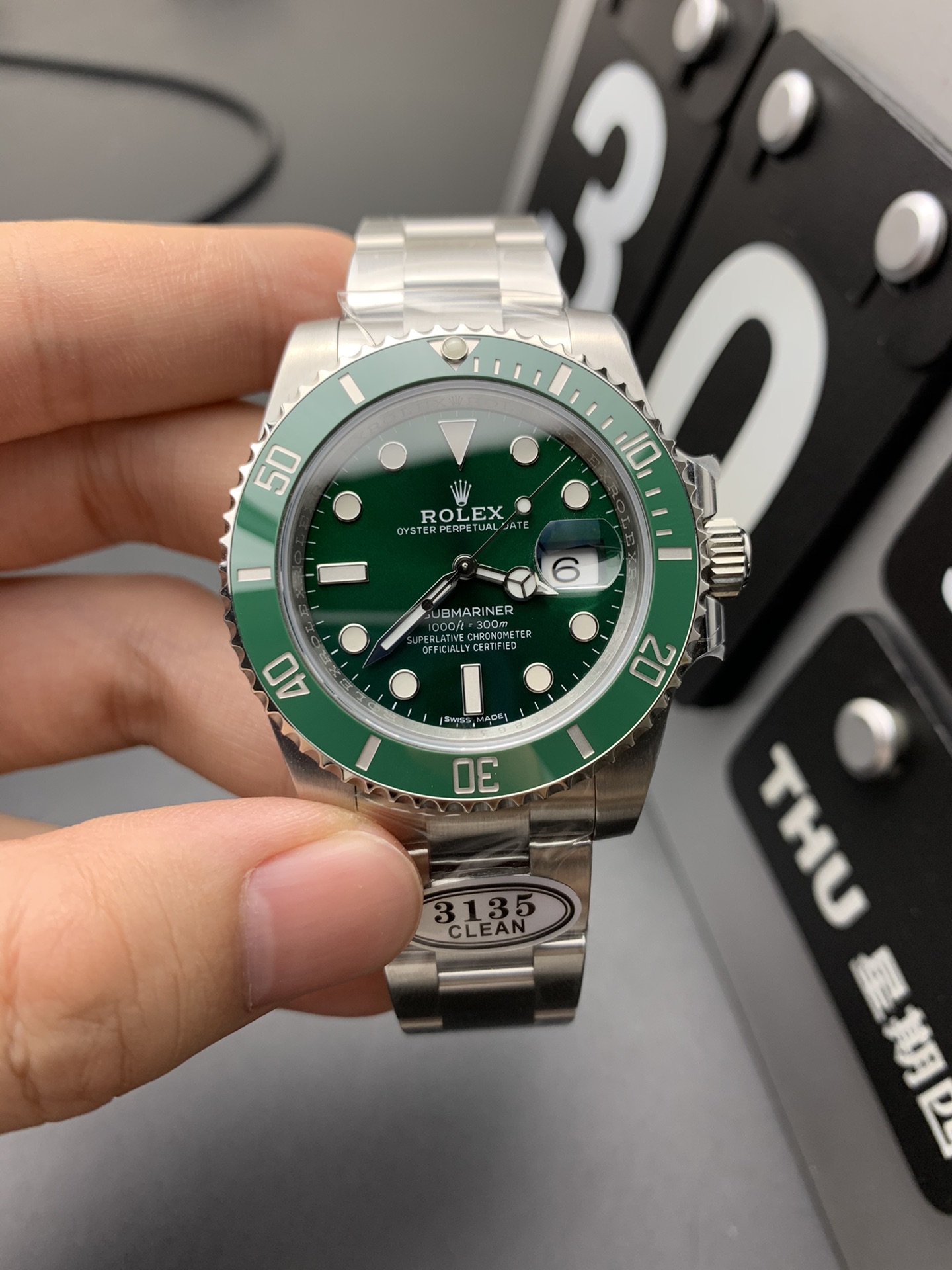Rolex Green Watch 12819
