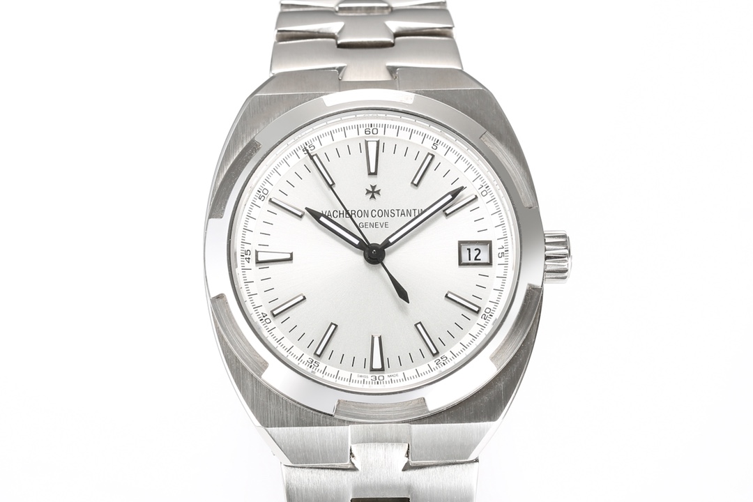 Vacheron Constantin Overseas 4500V