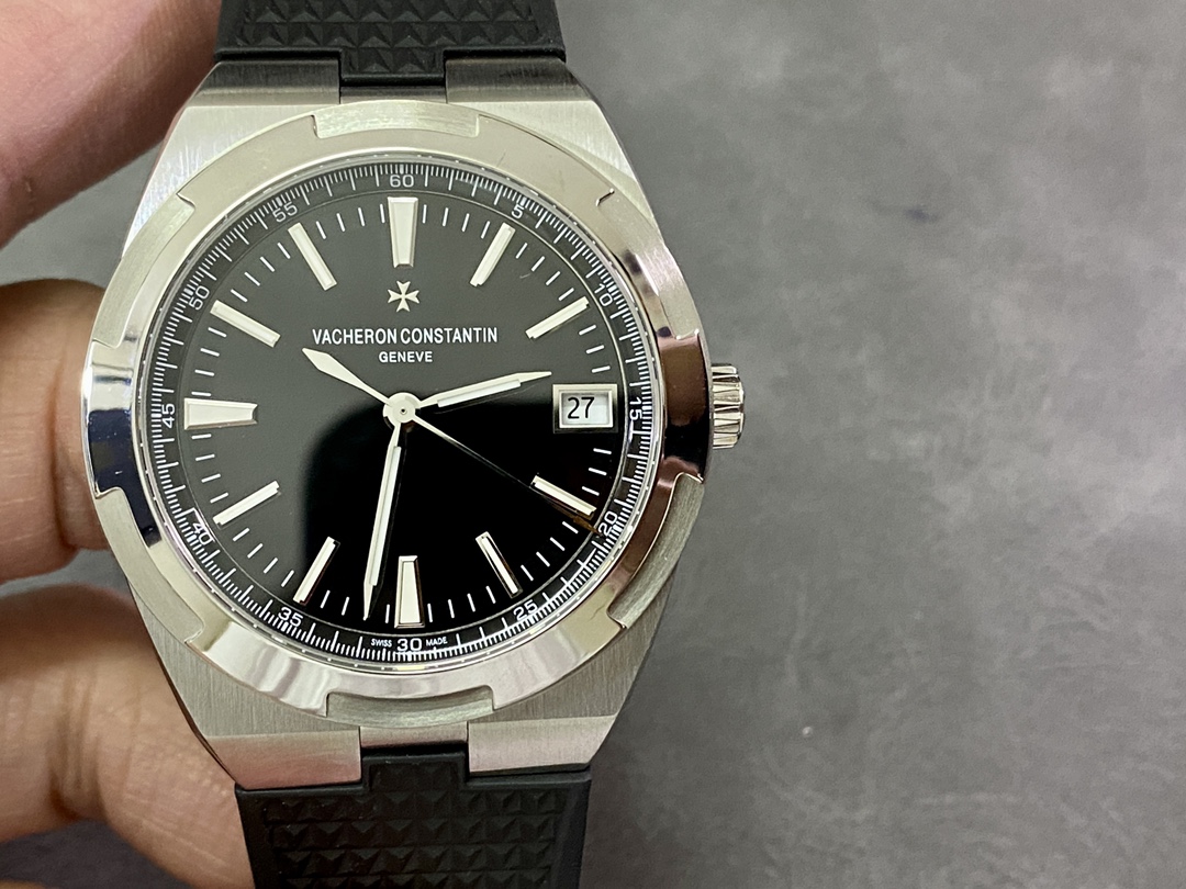 Vacheron Constantin Overseas 47040 25mm