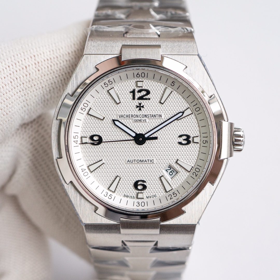 Vacheron Constantin Overseas 9015 42mm