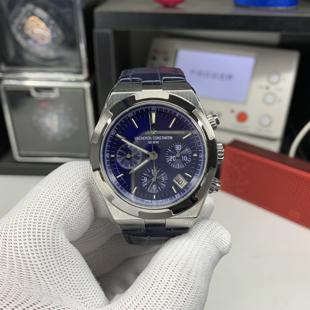 Vacheron Constantin Overseas Blue 5500V/110A 42.5mm