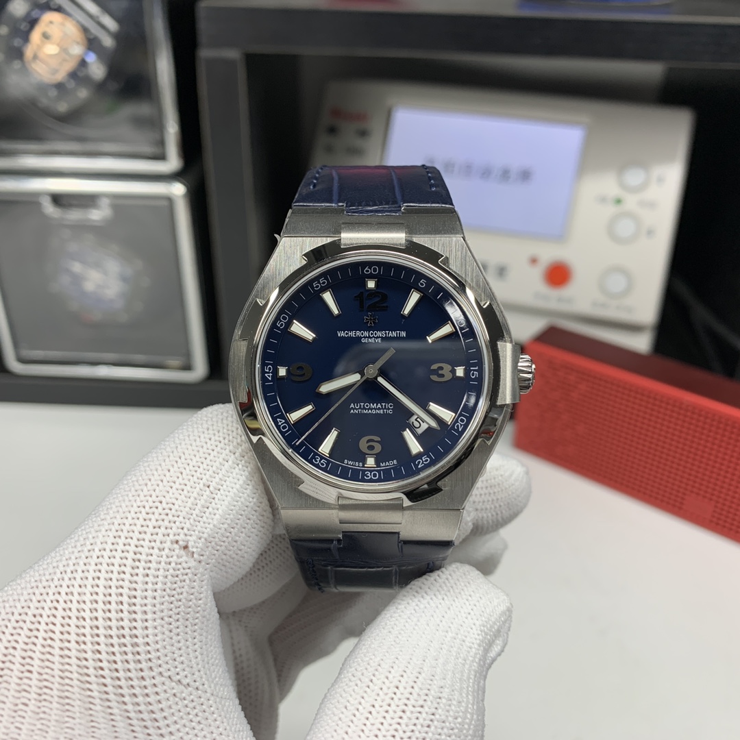 Vacheron Constantin Overseas Blue 9008 42mm