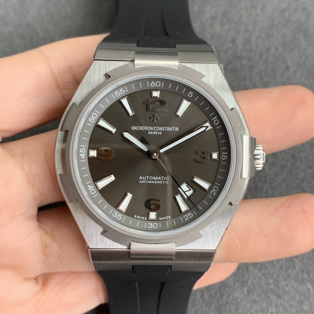 Vacheron Constantin Overseas Diamond 2021 42mm