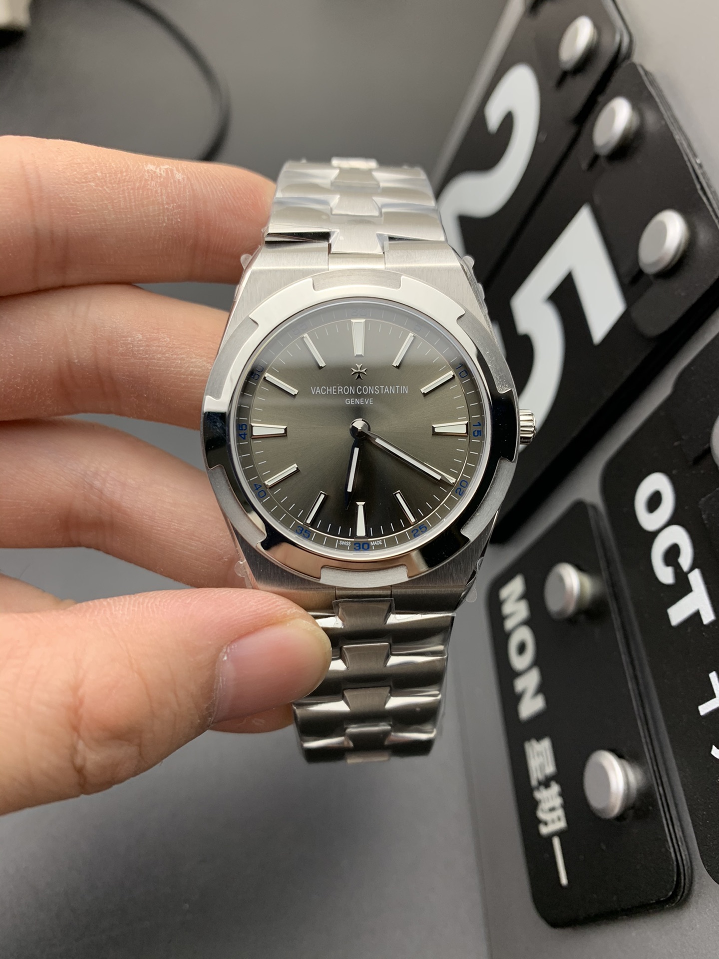 Vacheron Constantin Overseas Watch 5009