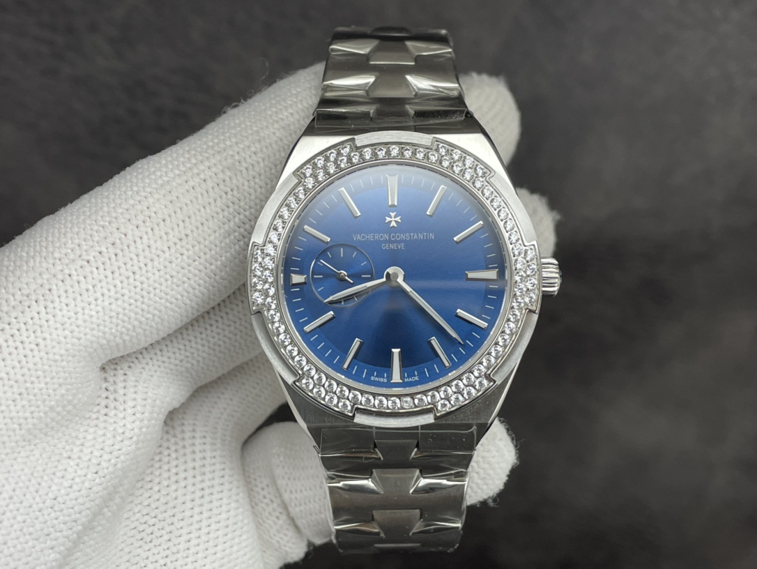 Vacheron Constantin Overseas White 5300 36mm