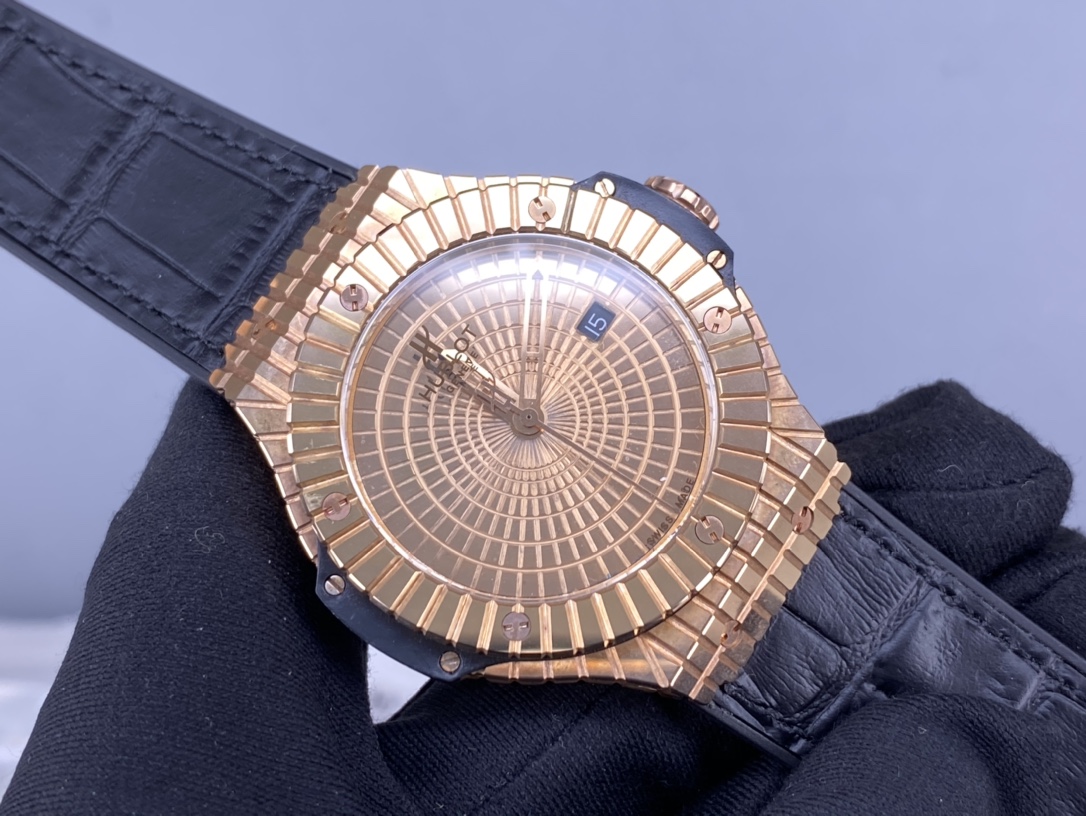 Hublot Blue Watch 2318