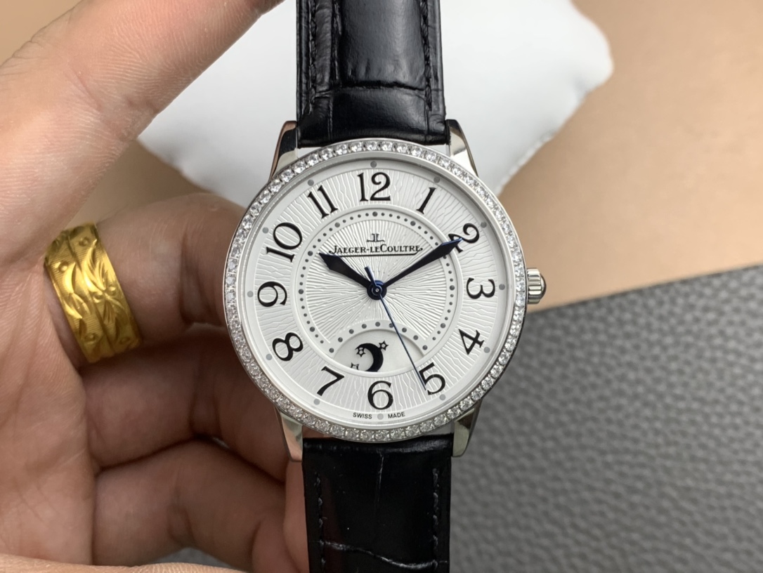 Jaeger-LeCoultre 40mm Watch 3405