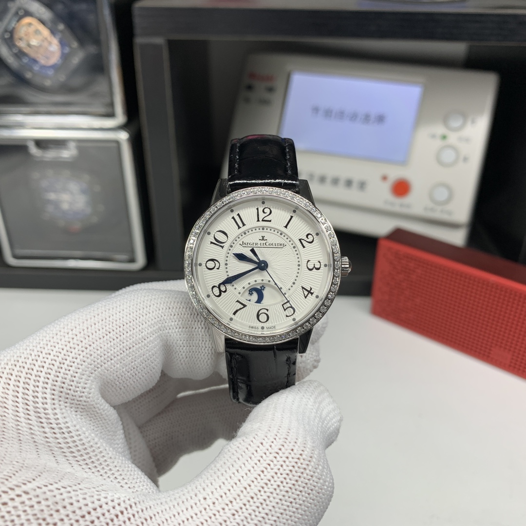 Jaeger-LeCoultre Blue 34mm