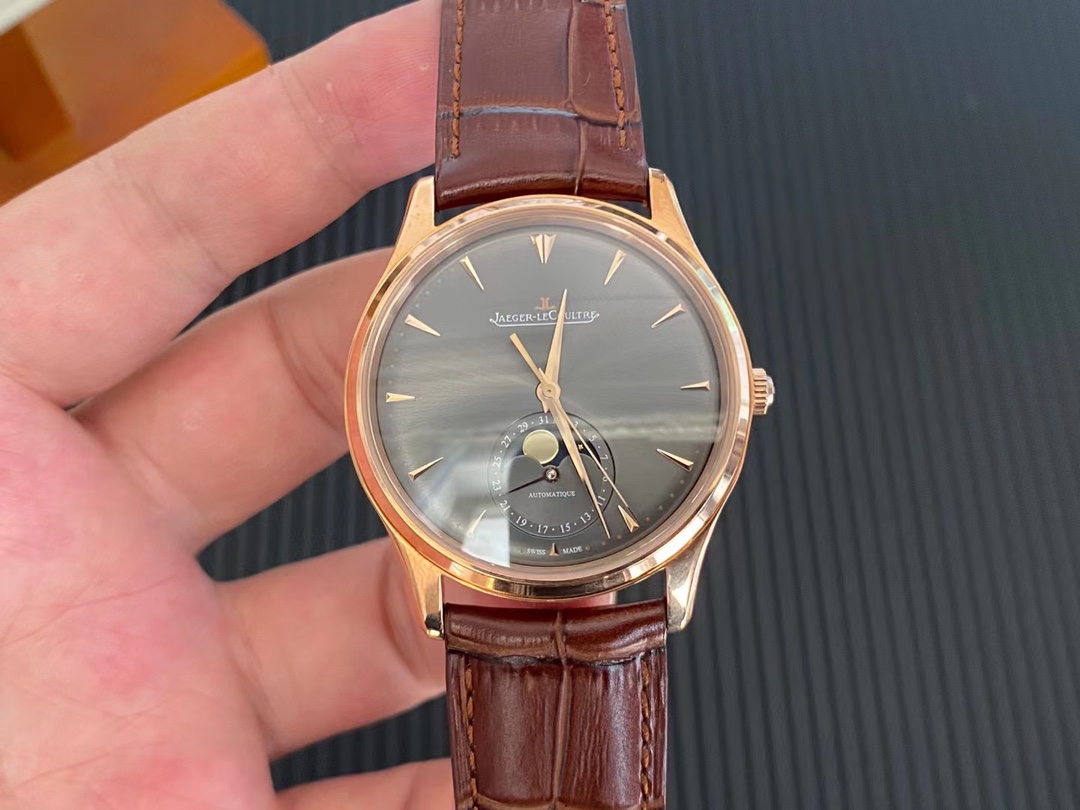 Jaeger-LeCoultre Grey Watch 3487