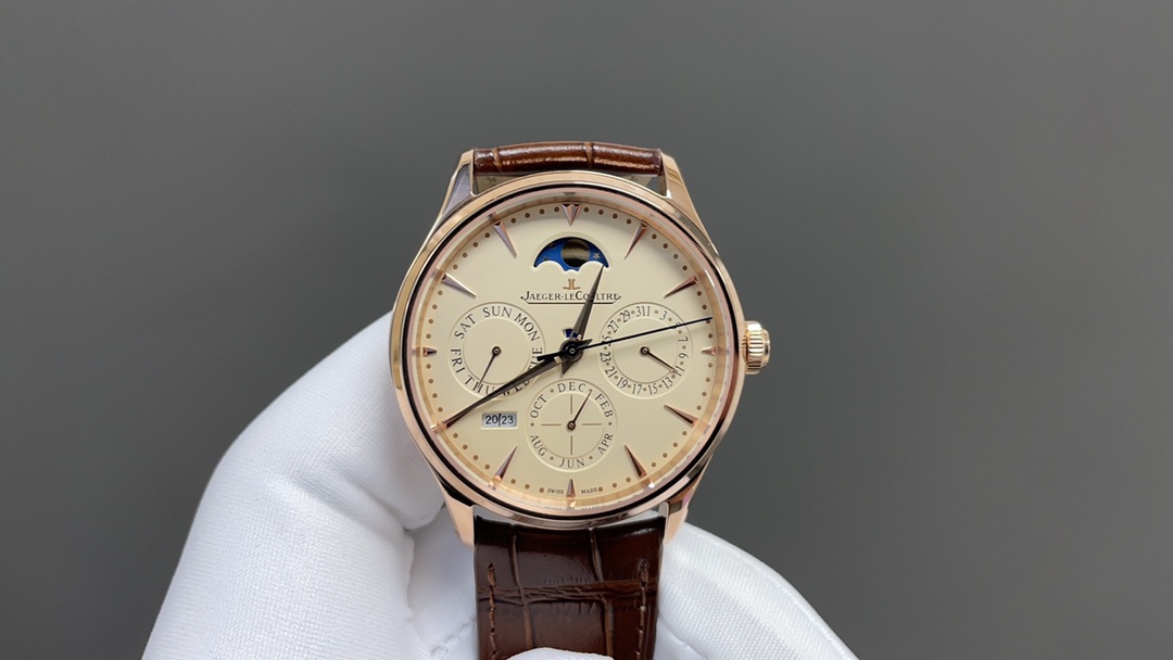 Jaeger-LeCoultre Rose Gold 39mm