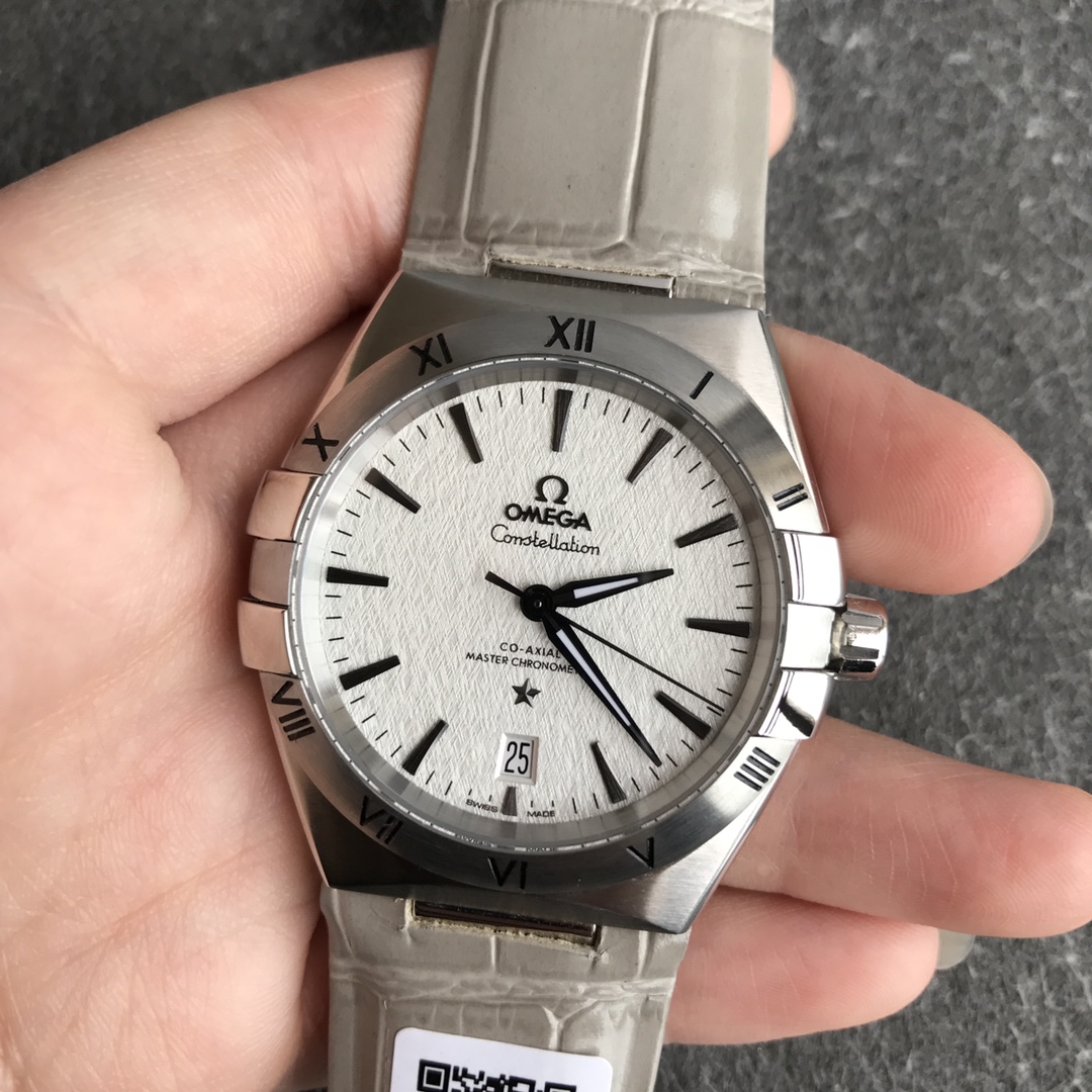 Omega Constellation Green 8800/8801 39mm