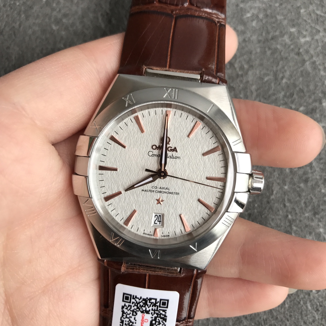 Omega Constellation Green 8800/8801 39mm