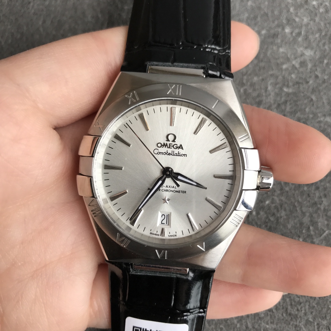 Omega Constellation Green 8800/8801 39mm