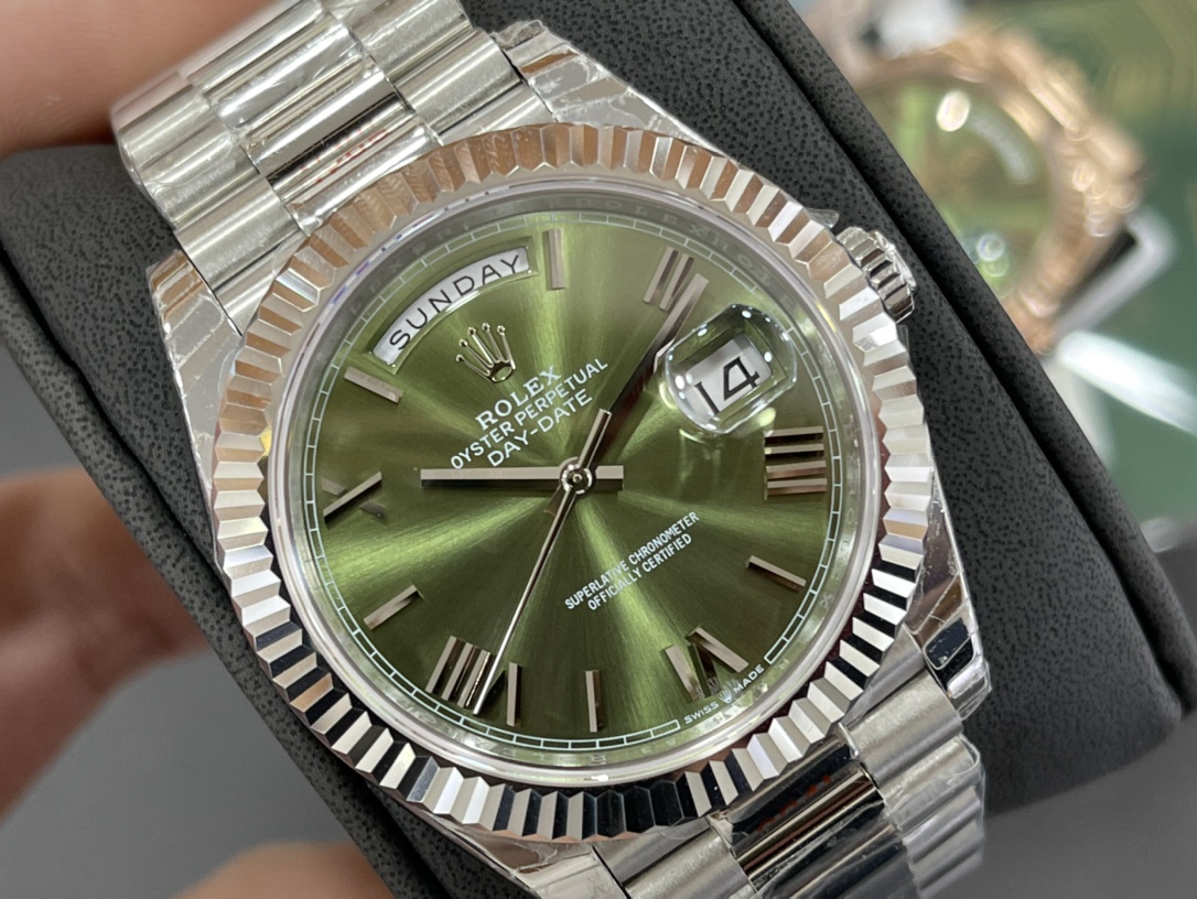 Rolex Green 40mm EW