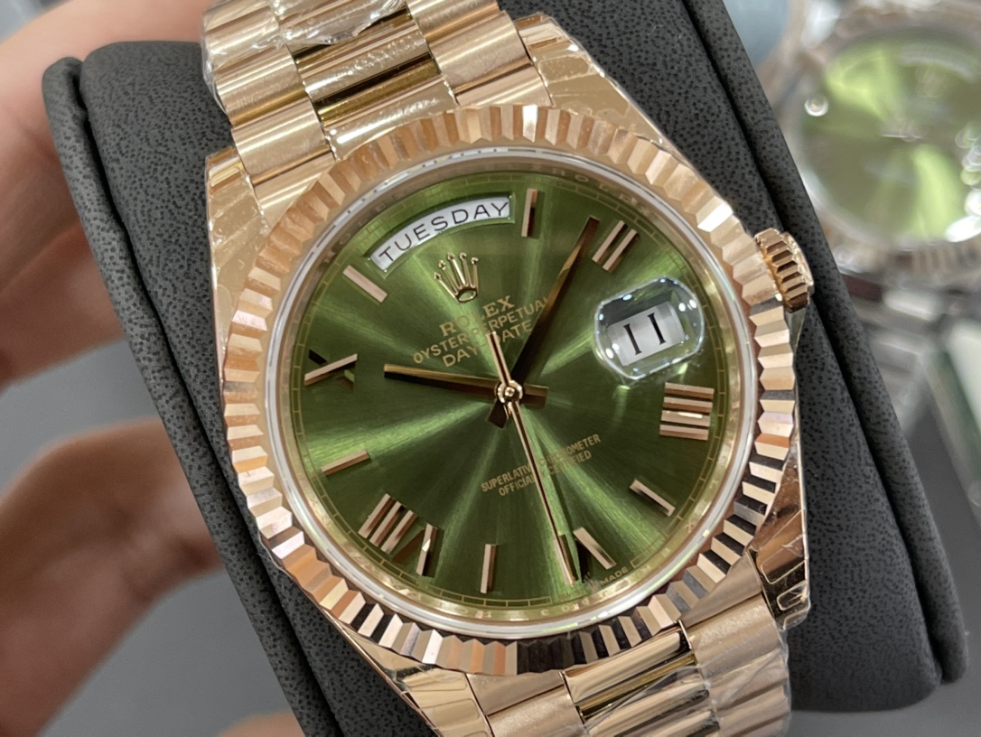 Rolex Green 40mm EW